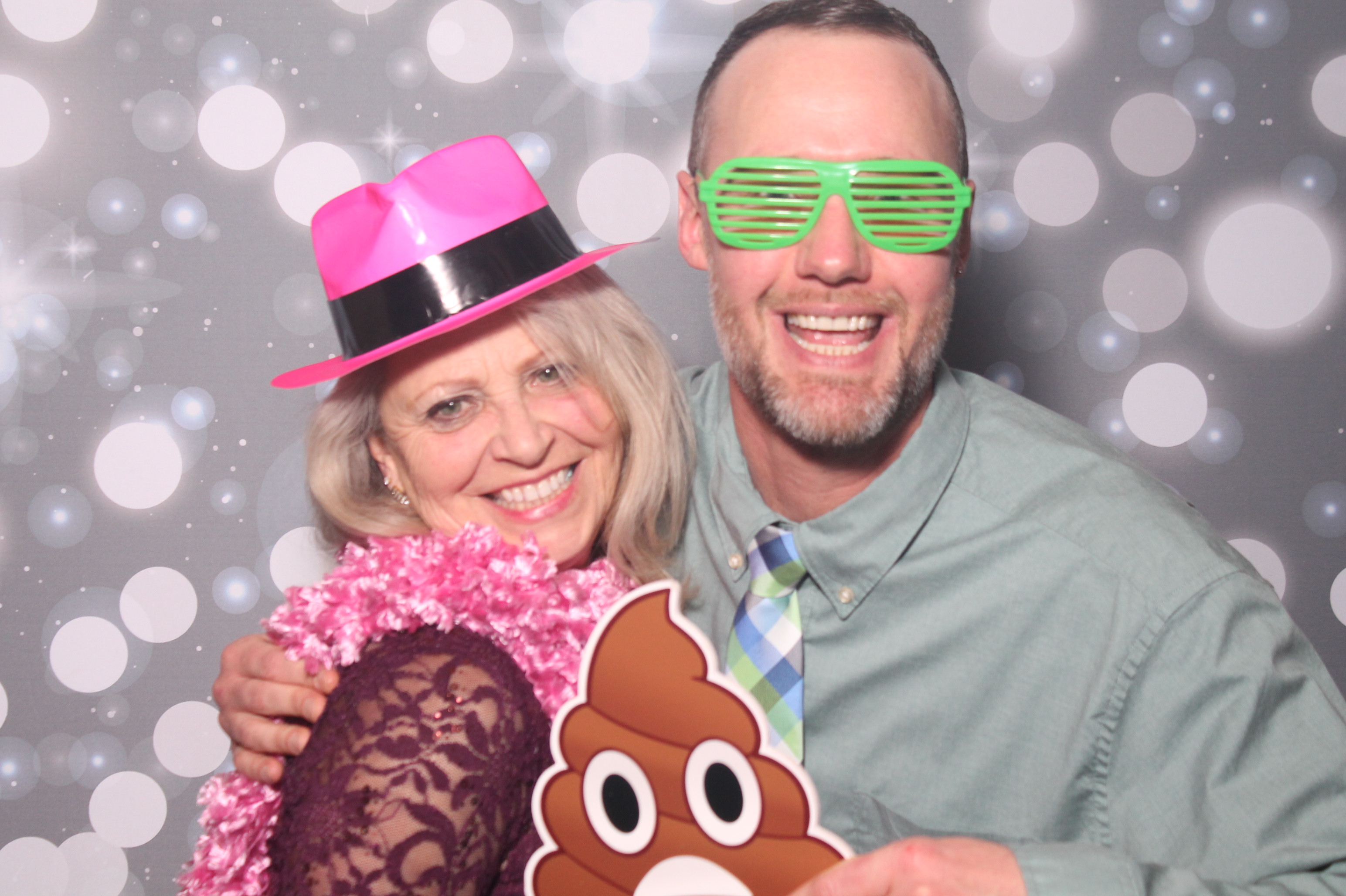 Brandy & Jordan | View more photos from the event at gallery.photoboothcincy.com/u/PhotoBoothCincy/Brandy-Jordan